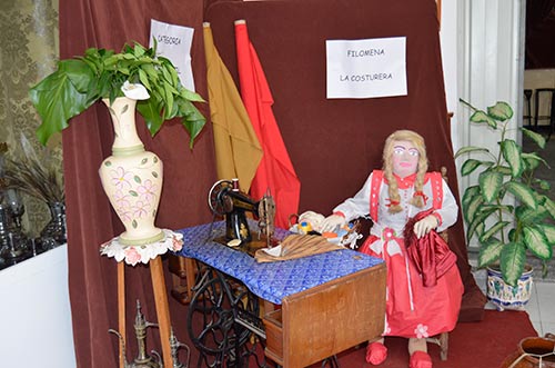 FILOMENA LA COSTURERA, por Hermandad del Resucitado