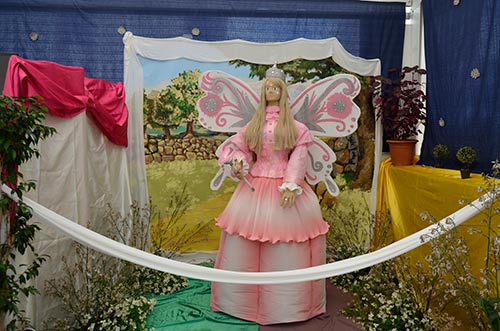 LA REINA DE LAS MARIPOSAS, por Miguel Castilla Fernández