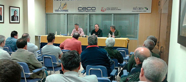 Imagen de la primera reunión entre Ayuntamiento y empresarios de San Gregorio
