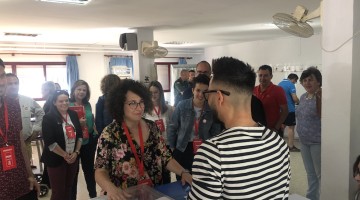 La candidata del PSOE, Rosario Rossi, votando