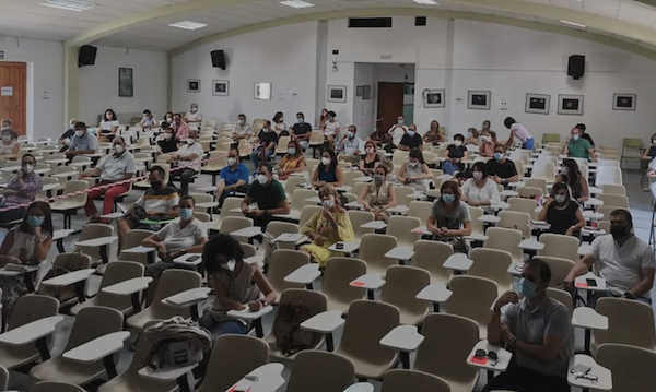 El claustro de profesores del IES Los Pedroches durante una reunión. Foto: IES Los Pedroches