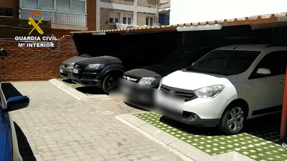 Algunos de los coches requisados