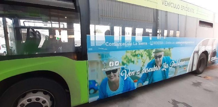 Uno de los autobuses que puede verse en Córdoba capital