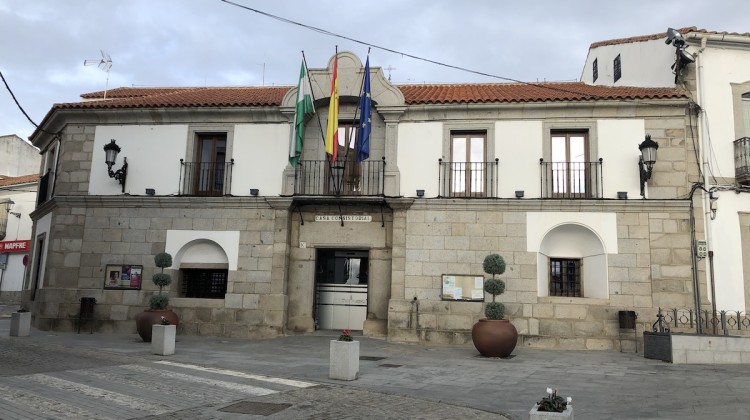 Fachada del Ayuntamiento de Villanueva de Córdoba
