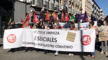 La manifestación del sector de la limpieza ha recorrido varias calles de Pozoblanco