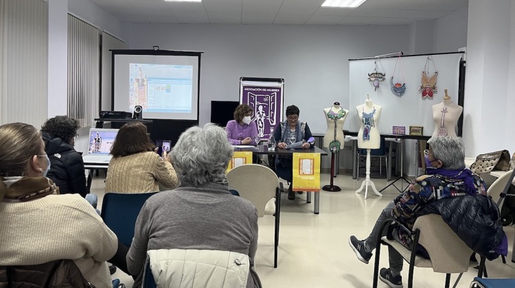 Jornada de inauguración de la Escuela Feminista