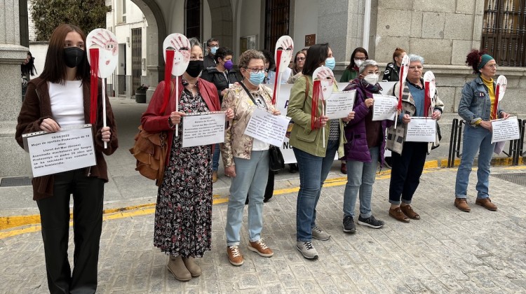 Concentración de Ventana Abierta contra la violencia de género