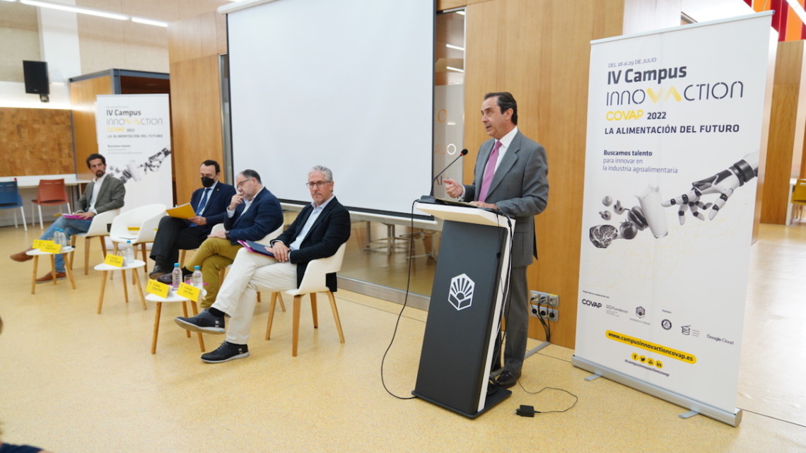 Ricardo Delgado, en la presentación del Campus