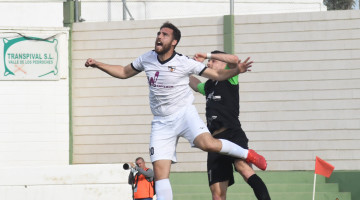 Manu Moya en un partido durante la temporada 21/22. Foto: CD Pozoblanco