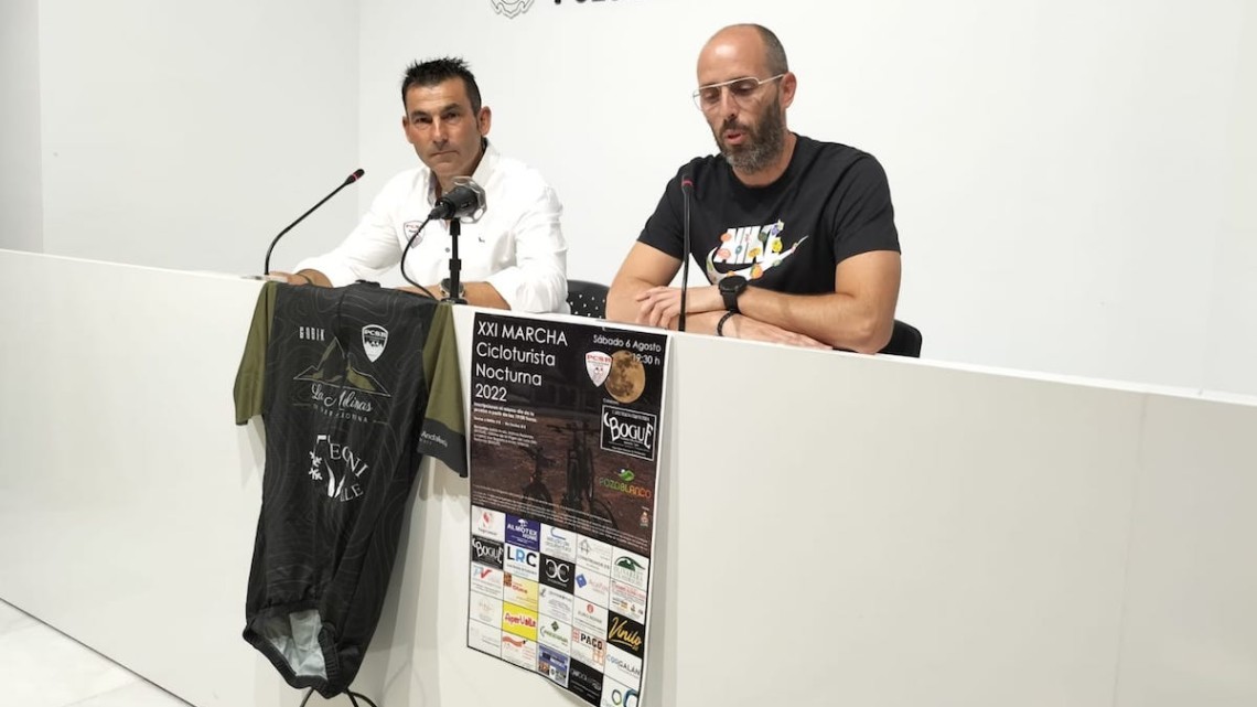 Eduardo Lucena y Ángel Chaves durante la presentación de la marcha cicloturista