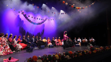 El Coro Romero durante su pregón de feria