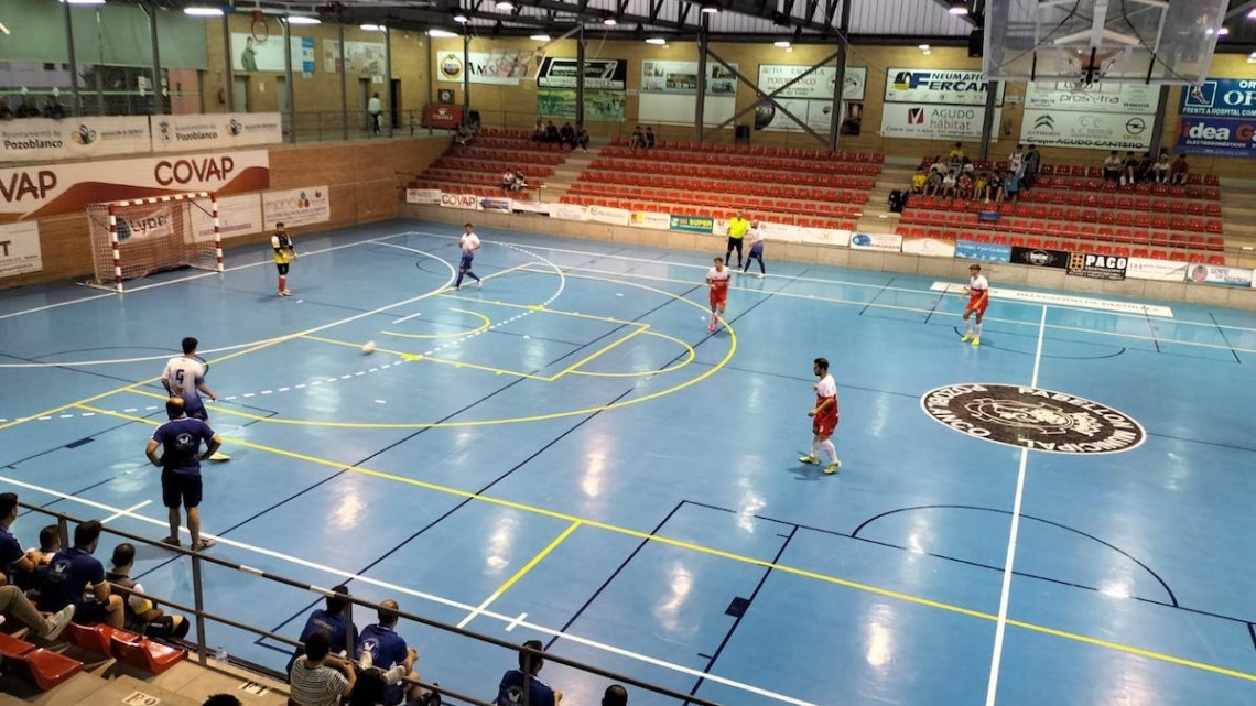 Momento del partido que midió al Pozoblanco Fútbol Sala con el Adecor