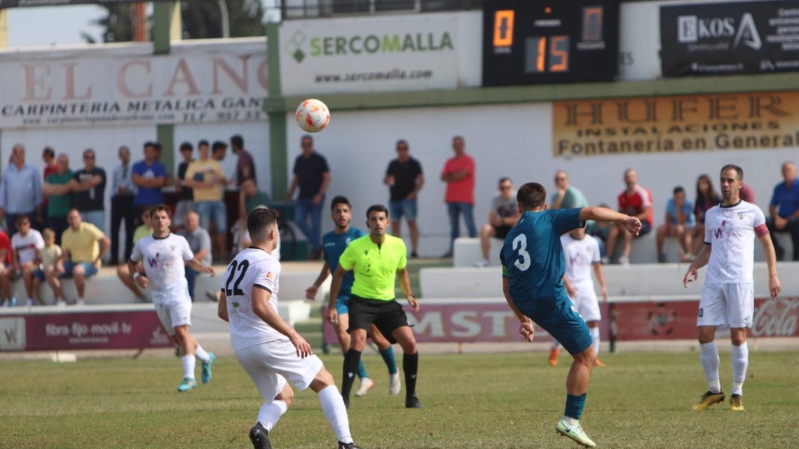 Una imagen del partido que disputó el Pozoblanco contra el Córdoba B