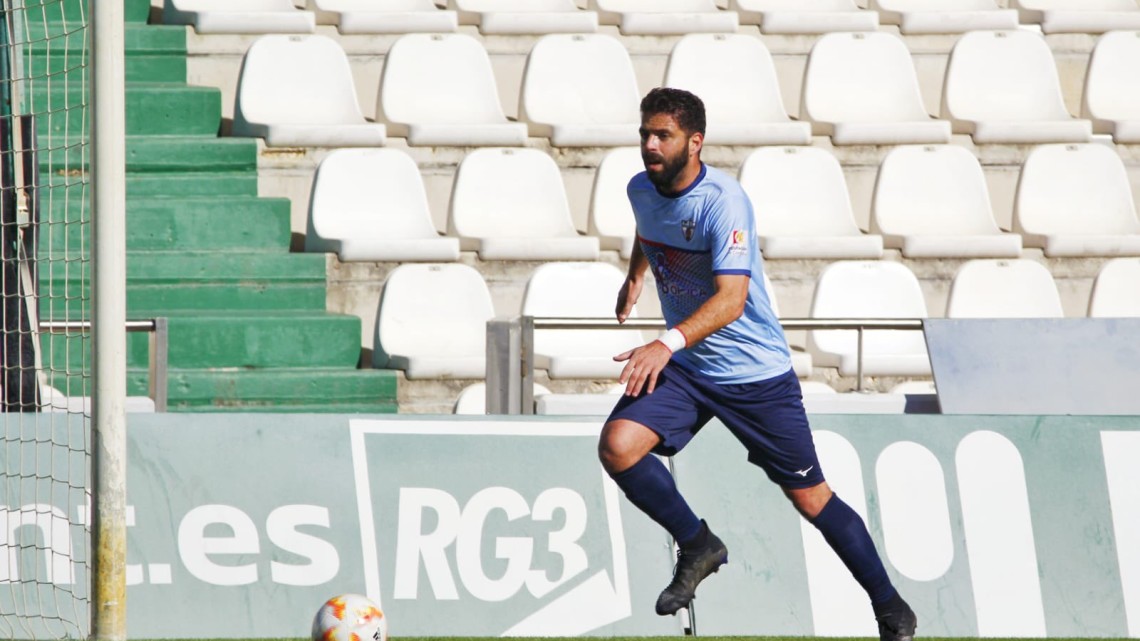 Siles debutó con el Pozoblanco ante el Córdoba B. Foto: Twitter CD Pozoblanco