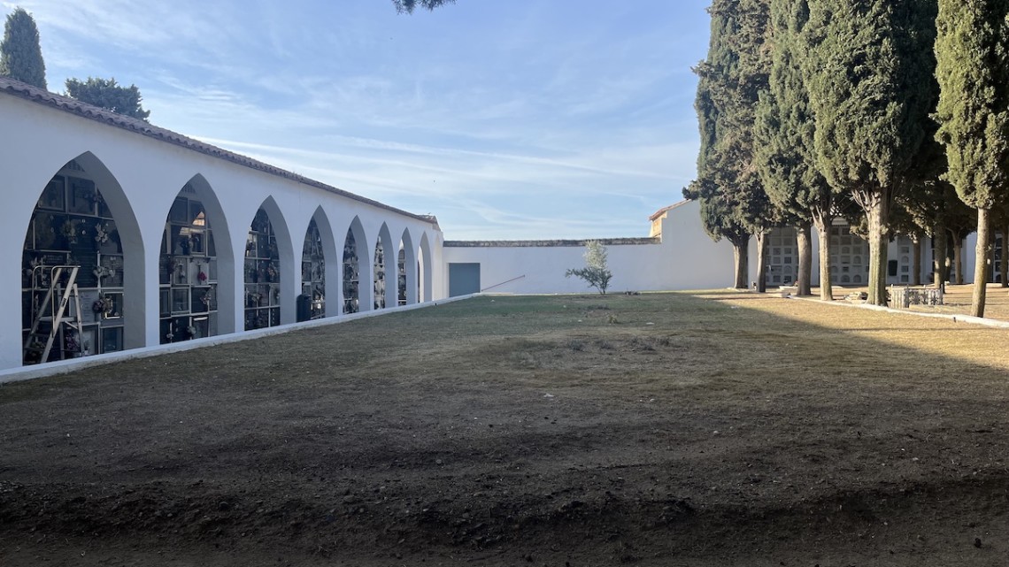 Fosa común en el cementerio de Pozoblanco