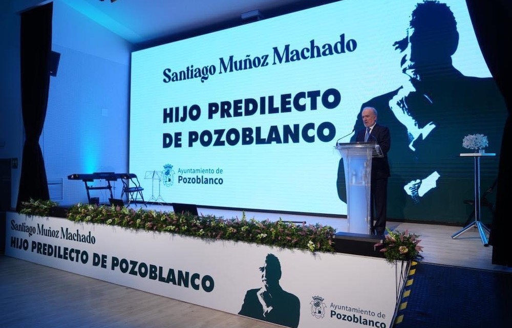 Santiago Muñoz Machado durante el homenaje
