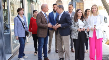 Luis Planas con Rafael Villarreal y parte de su candidatura