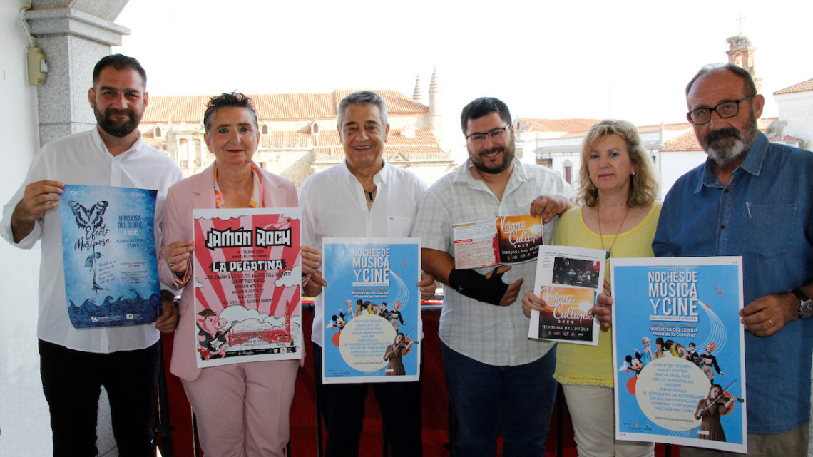 Presentación del verano cultural en Hinojosa del Duque