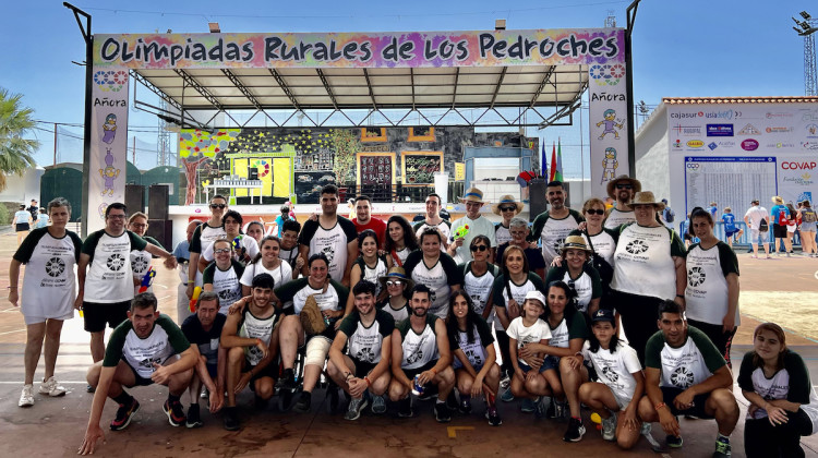 El equipo de las Olimpiadas Rurales de la Fundación Prode