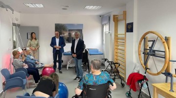Juan Díaz y Blas García durante su visita al Centro de Día
