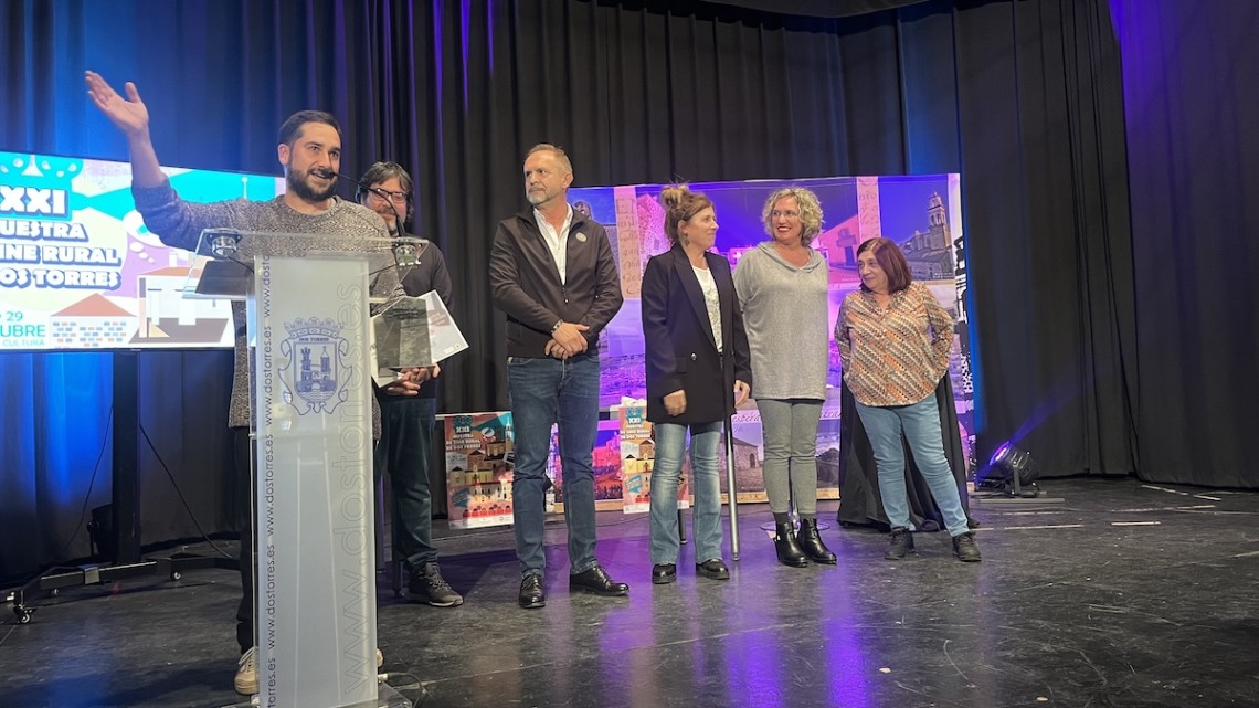 Manolo Marín recibiendo su premio