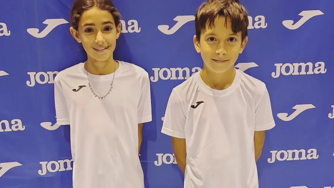 Alba Estévez con su compañero Iker Alcaide