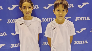 Alba Estévez con su compañero Iker Alcaide