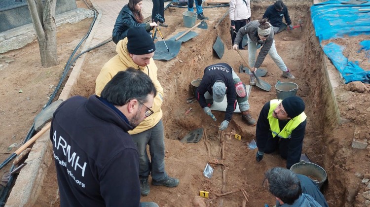 Trabajos realizados en la fosa de Belalcázar