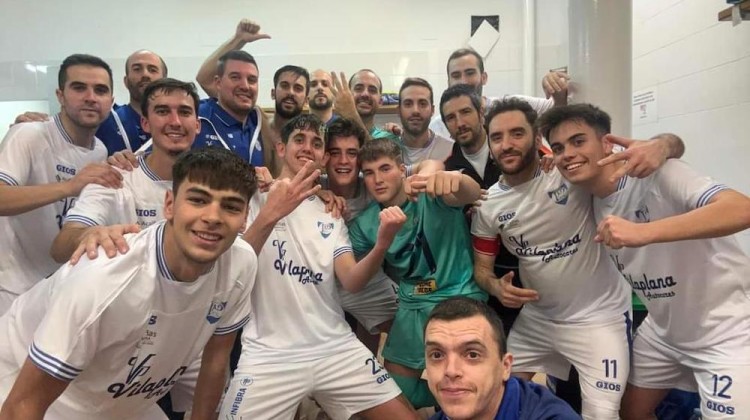 Los jugadores del Pozoblanco Fútbol Sala celebrando su victoria