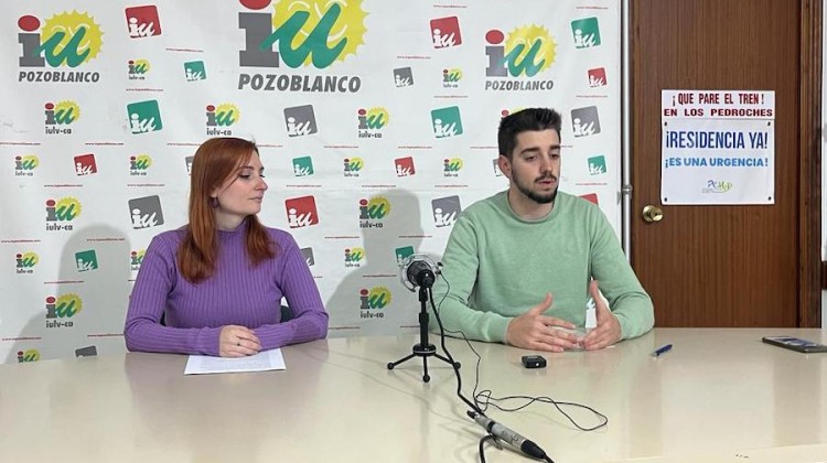 Emmanuel Vioque y Natalia León durante la rueda de prensa