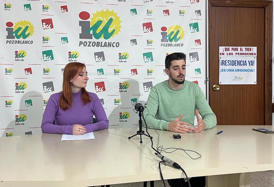 Emmanuel Vioque y Natalia León durante la rueda de prensa