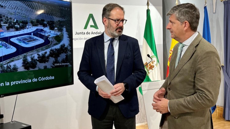 Adolfo Molina junto al delegado territorial de Agricultura, Francisco Acosta