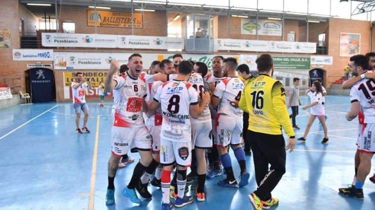 0F9ED06E-9A49-48DE-BC19-80E1B8B0E4D9