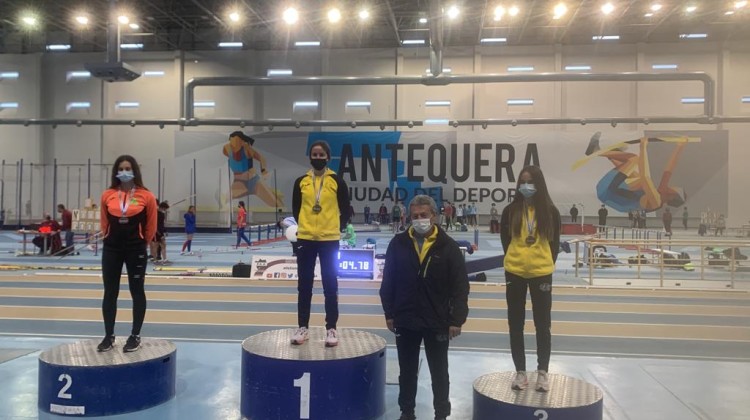 F8529759-21C2-409E-A1C7-0D1492716DA1