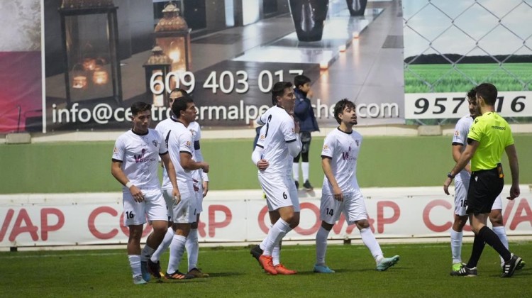 CCC3D4BA-8741-48EC-A678-C1526052BD93