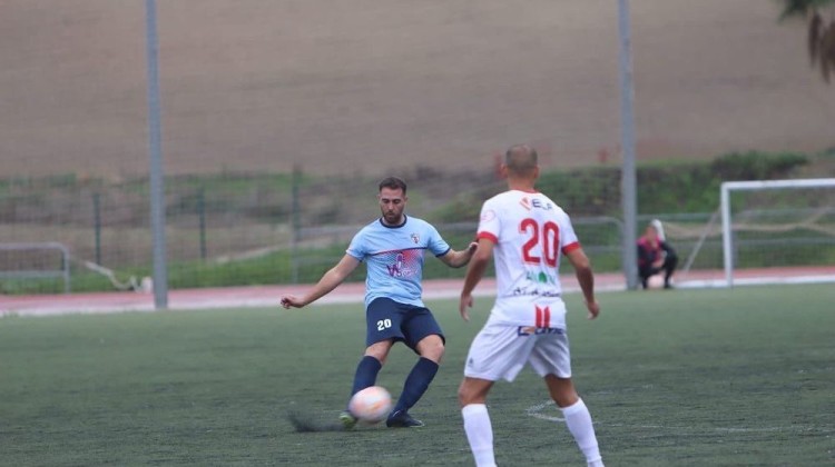 Manu Moya en el partido que midió al Pozoblanco con el Antoniano