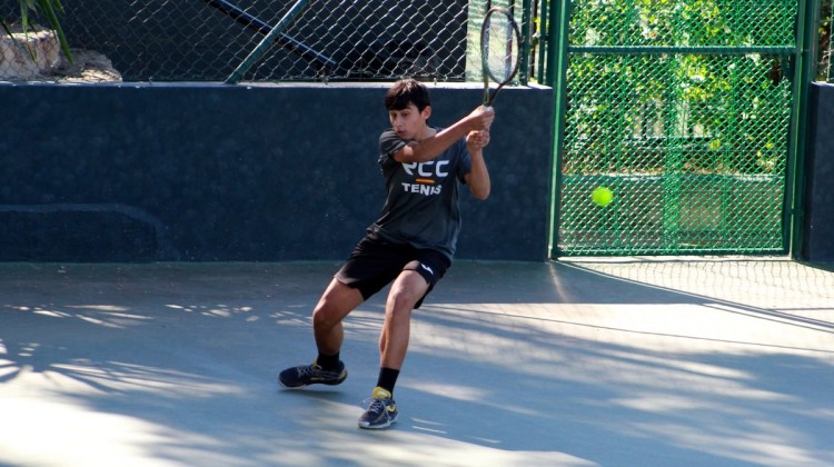 Alejandro López