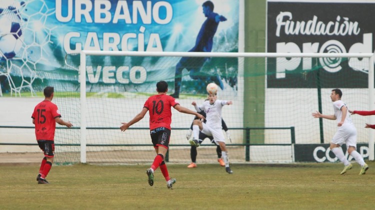 El Pozoblanco cayó ante el Ayamonte