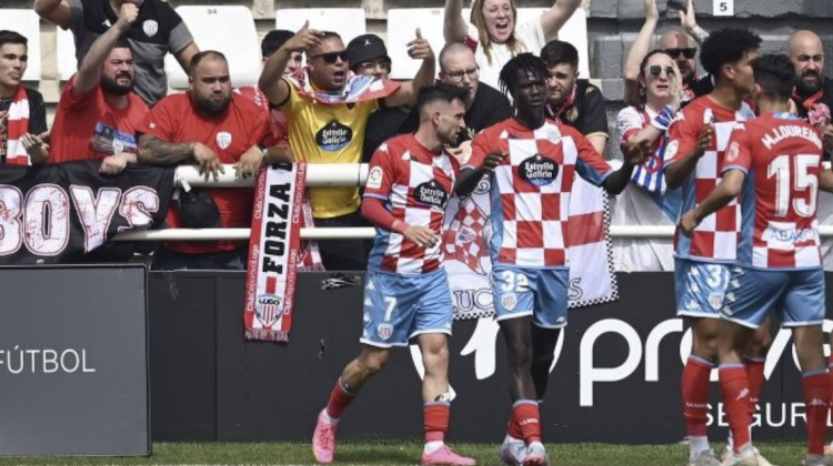Sebas Moyano celebrando un gol