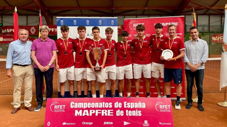 El equipo de El Candado donde está Alejandro López