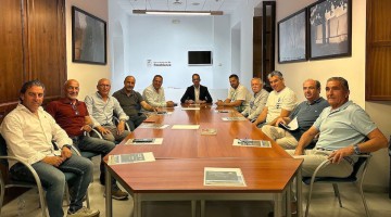 Primera reunión de la comisión constituida para la celebración del centenario