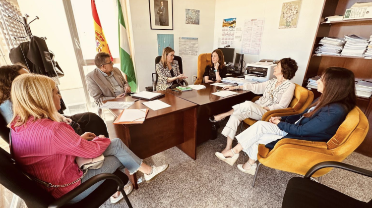 Reunión mantenida por la delegada de Justicia
