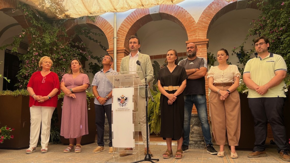 El equipo de gobierno durante la rueda de prensa de balance de lo que va de mandato