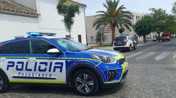 La calle ha quedado cortada al tráfico