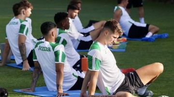 Jugadores del Córdoba durante un entrenamiento de pretemporada. Foto: Córdoba CF