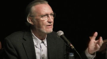 Pedro Tébar durante la presentación de uno de sus libros
