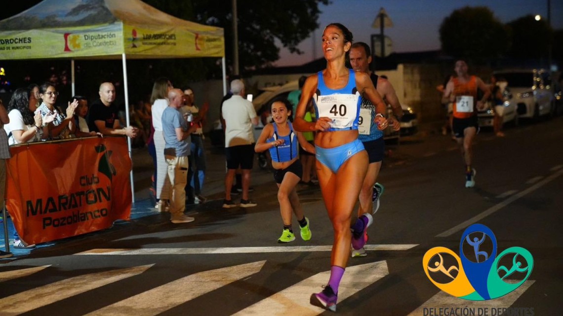 María Moyano en la línea de meta. Foto: Deportes Pozoblanco