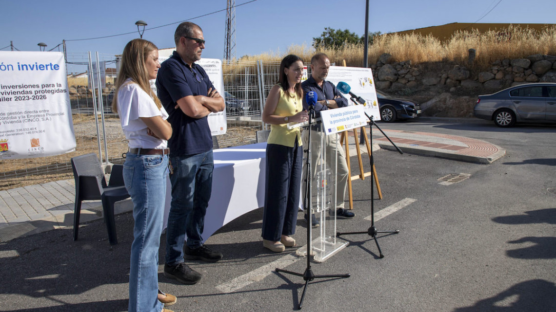 Acto de inicio de la construcción de las viviendas