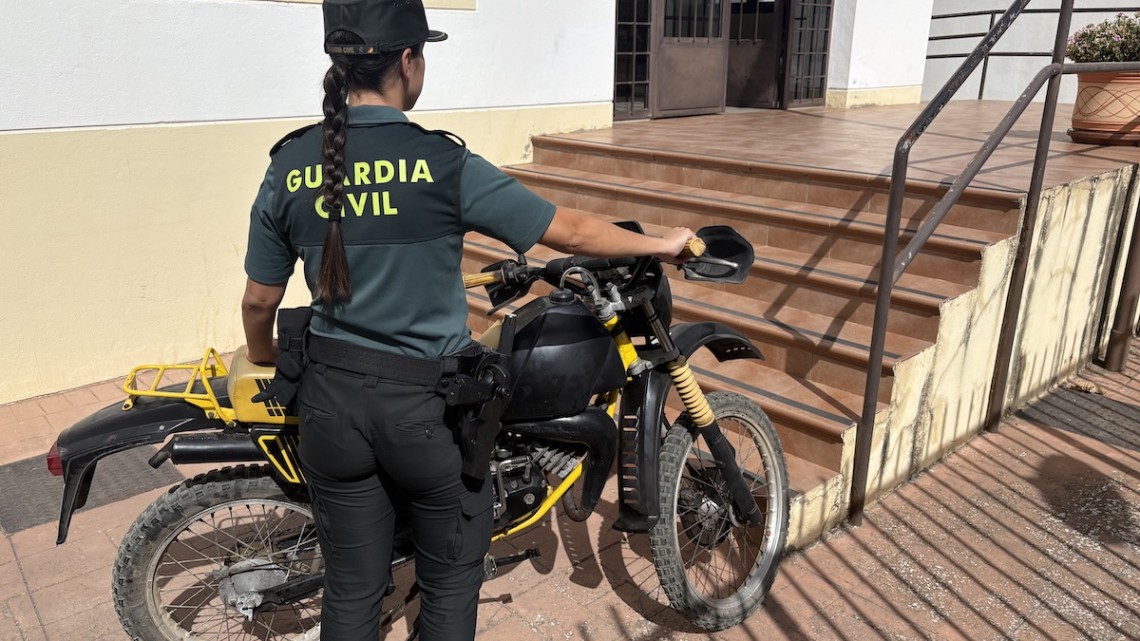 Ciclomotor sustraído