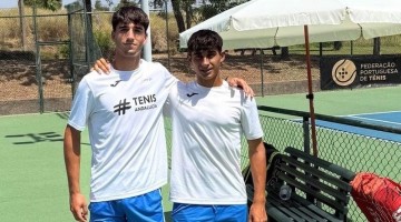 Guillermo López junto a su compañero de dobles